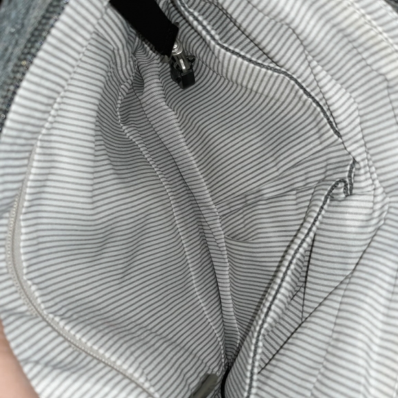 Travelon Anti-Theft Boho N/S Crossbody-Heather Gray 2022 - Picture 14 of 14